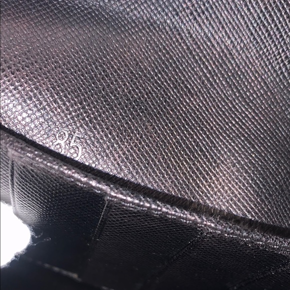 Prada Black Saffiano Leather Wallet - Picture 15 of 16